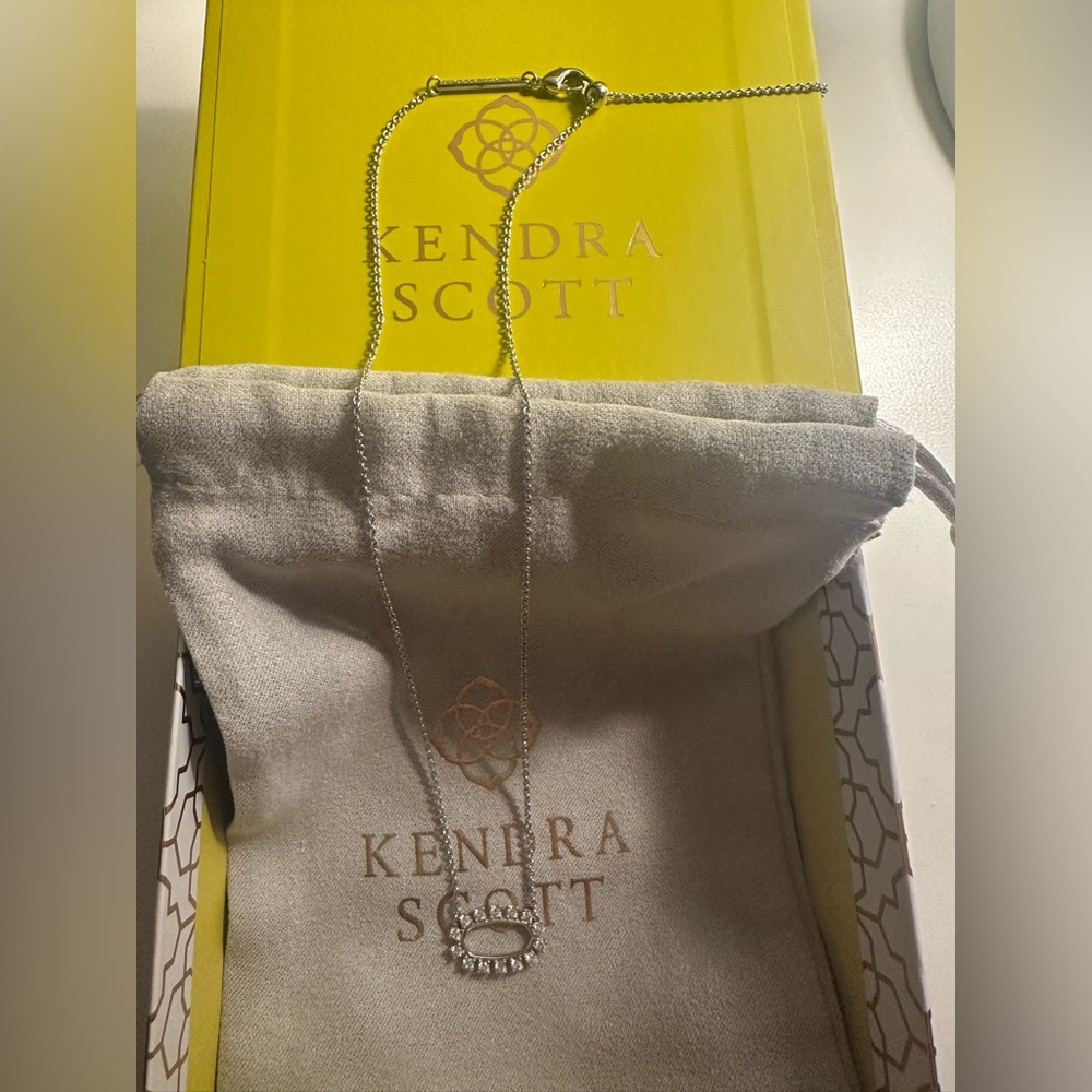 Kendra Scott Necklace